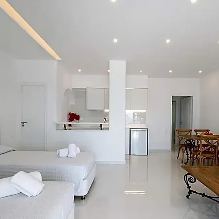 Aeri & Mykonos Town