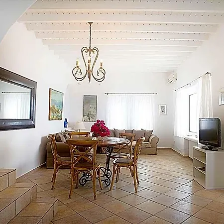 Aeri & 4* Mykonos Town